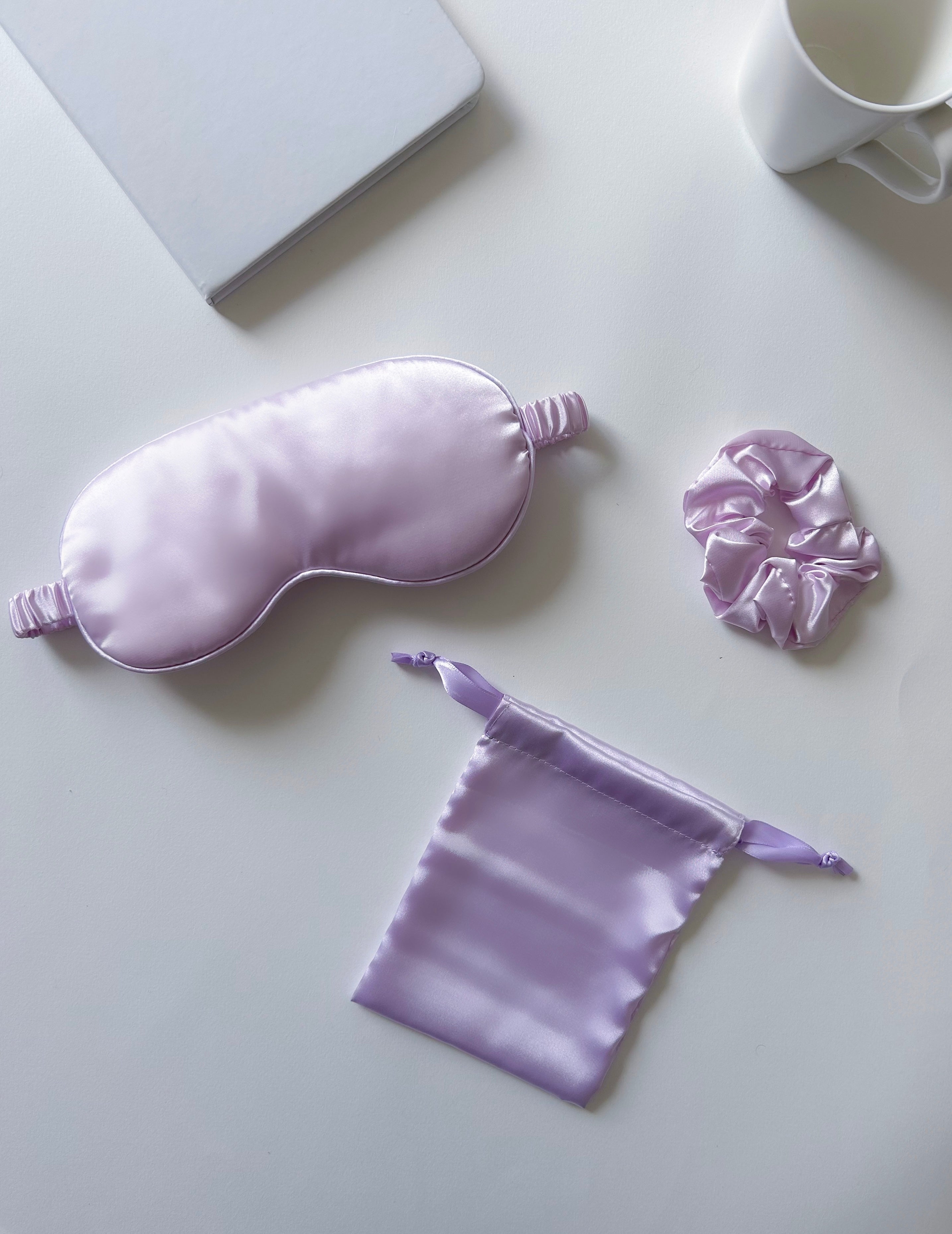 Masque de nuit et chouchou